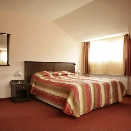 מלון за гости - семейна ивел