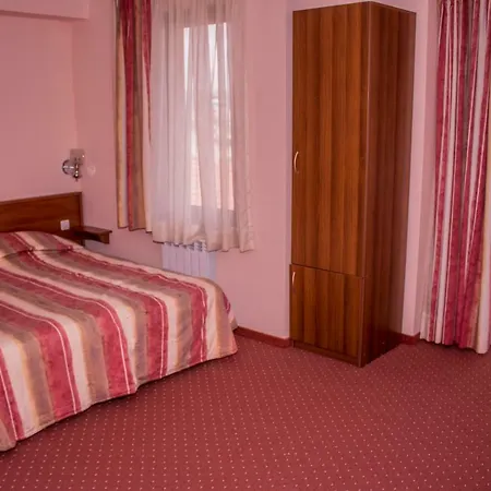 за гости - семейна ивел 3*