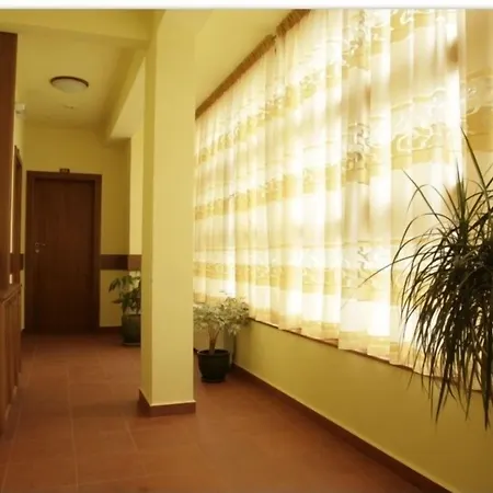 за гости - семейна ивел Hotel