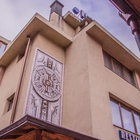 Hotel за гости - семейна ивел