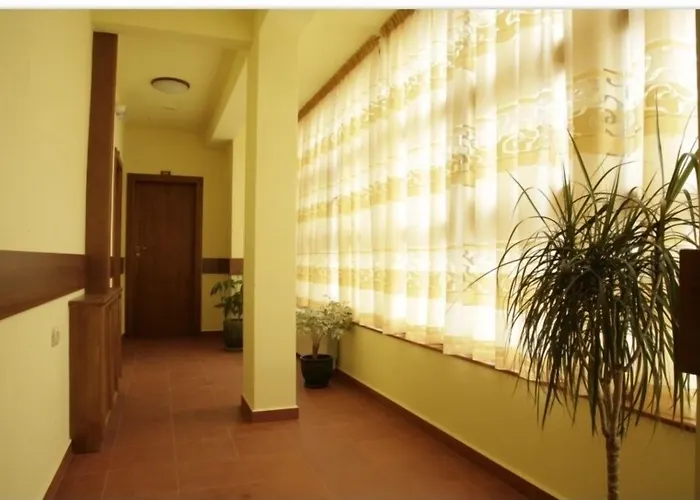 за гости - семейна ивел Отель